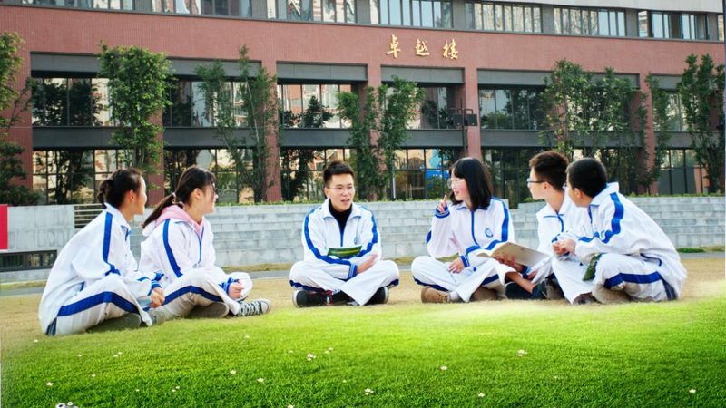 成都电子产品回收价格影响因素解析**
